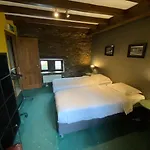 Le Tri Renard Bed & Breakfast