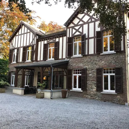 Le Tri Renard Bed & Breakfast